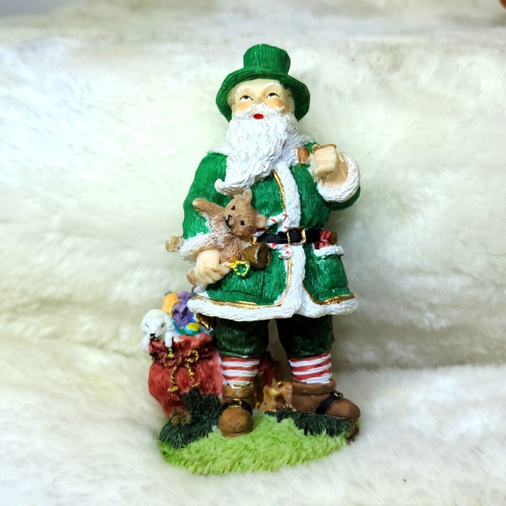 Vintage International Santa Ireland